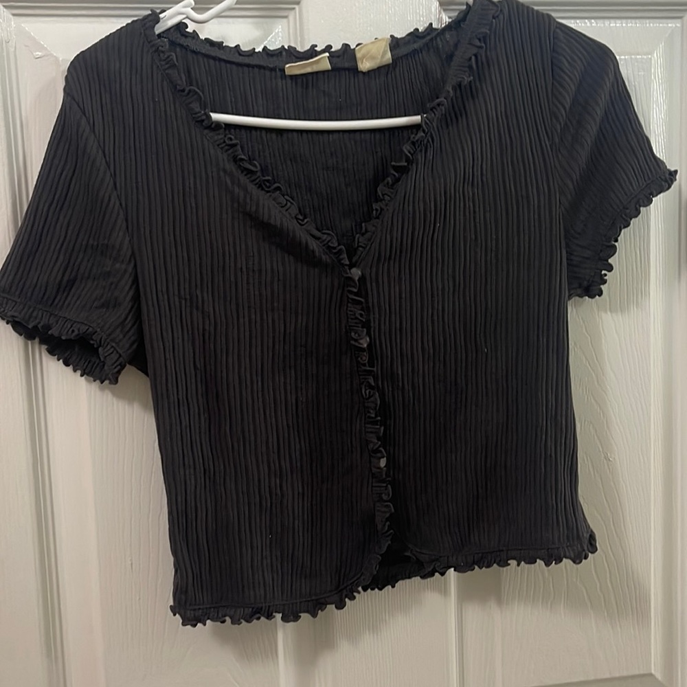 Black Levi’s top